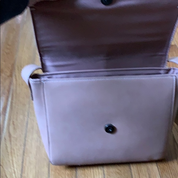 Universal Thread Purse - Picture 3 of 5